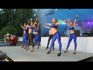 dancing in chernihiv go-go dance. midnight stars at evet dance school