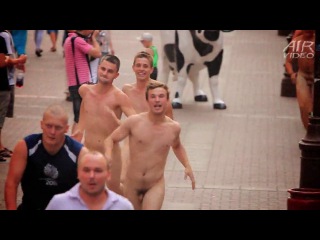 russian cfnm (moscow arbat street naked run)